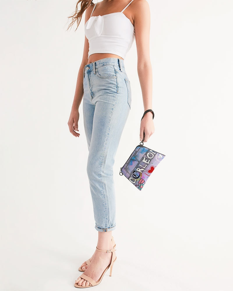 C RLEON (14) Wristlet