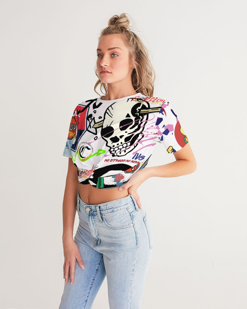 DRIP VIBES (1) Women's Twist-Front Cropped Tee