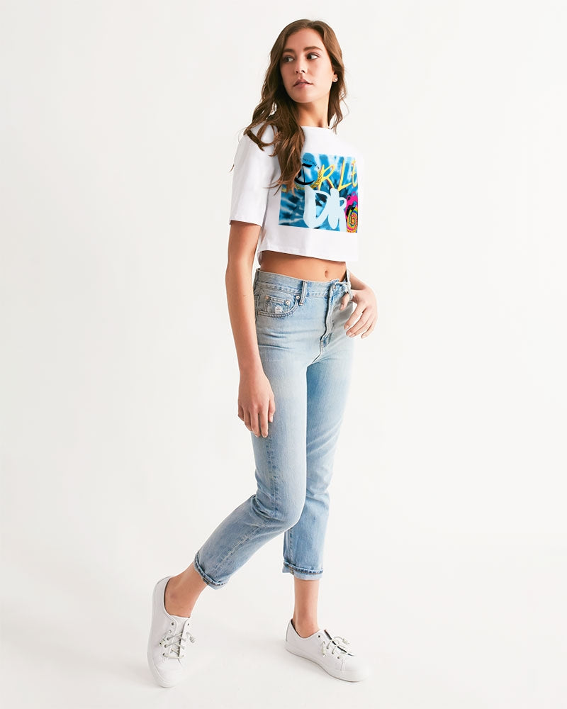 C RLEON (15) Women's Cropped Tee